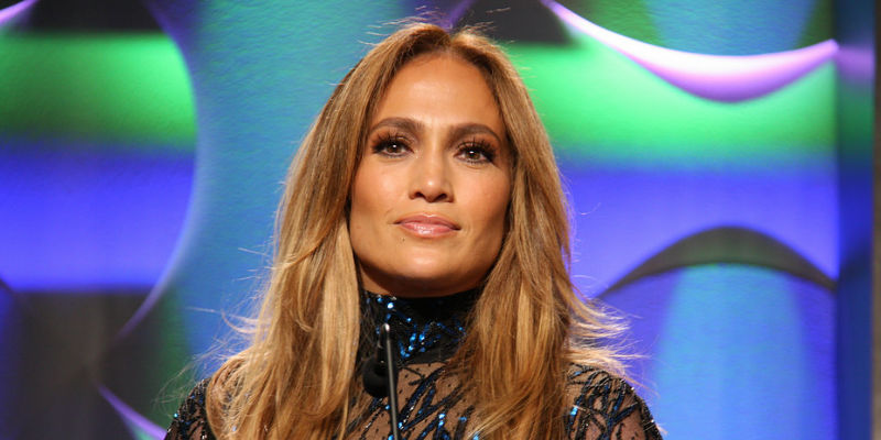 Jennifer López en los GLAAD 2014