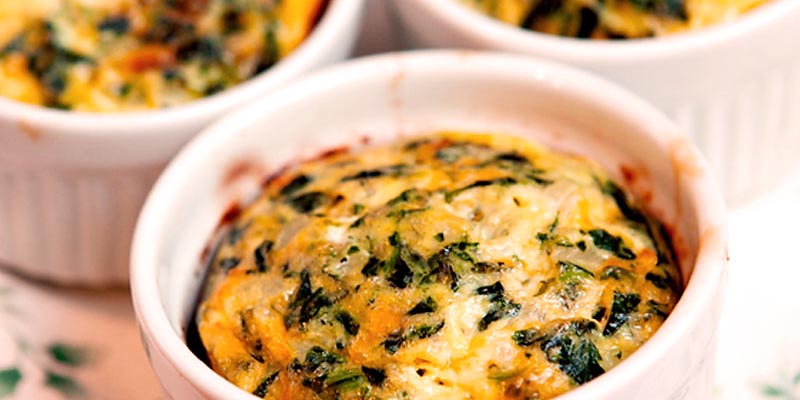 boles blancos con una receta de brócoli