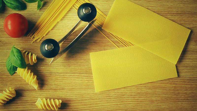 pasta sin cocer tanto de espaguettis como de macarrones