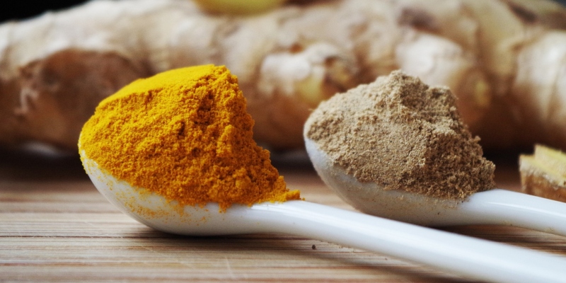 Cucharada de curcuma